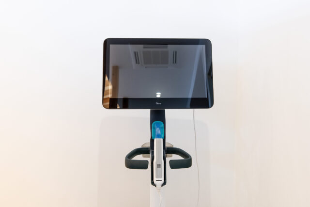 口腔内スキャナー